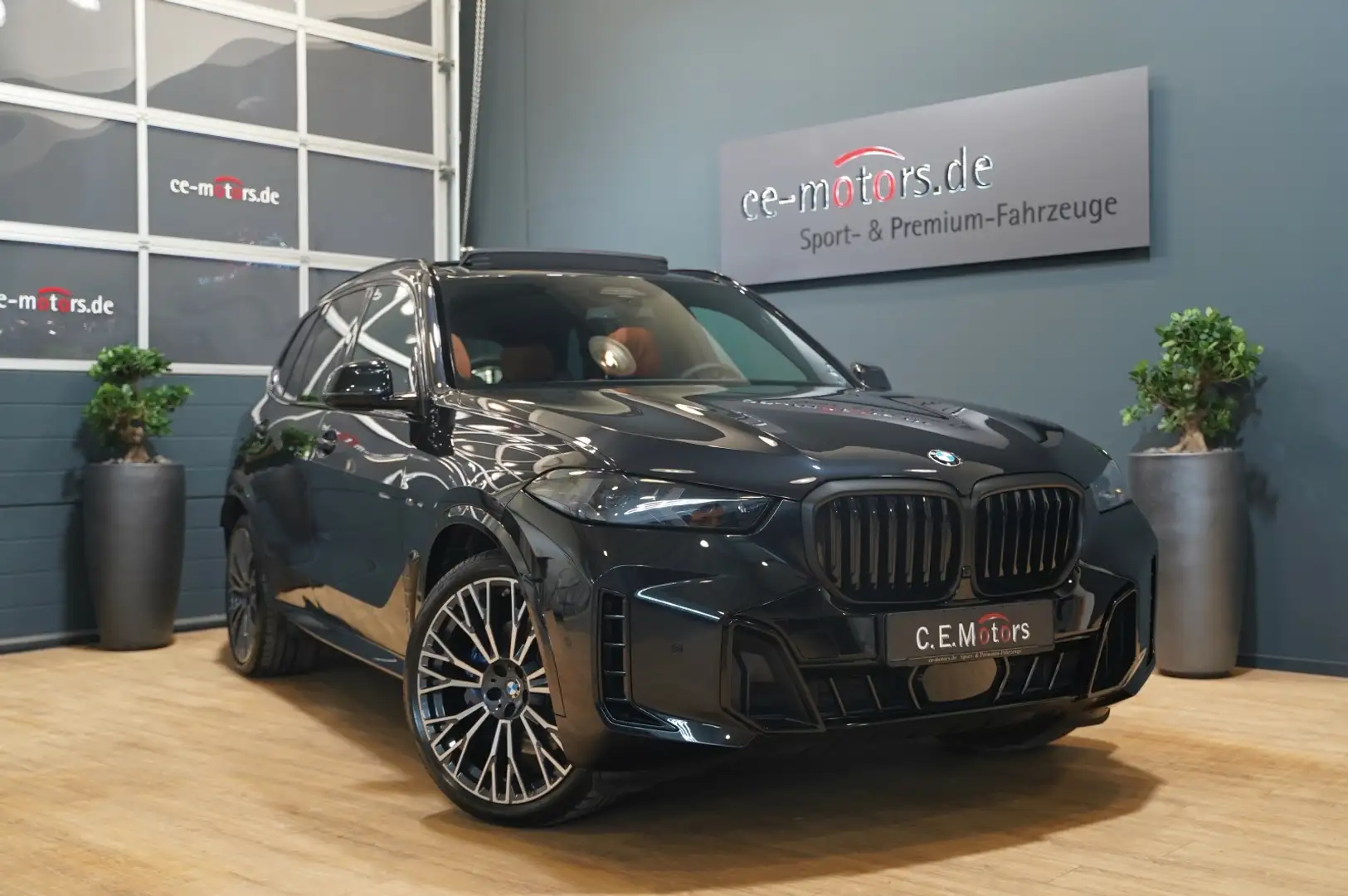 BMW X5 X5 xDrive 30d *M-Sport Pro*Sky-Lounge*ACC*AHK Schwarz - 1