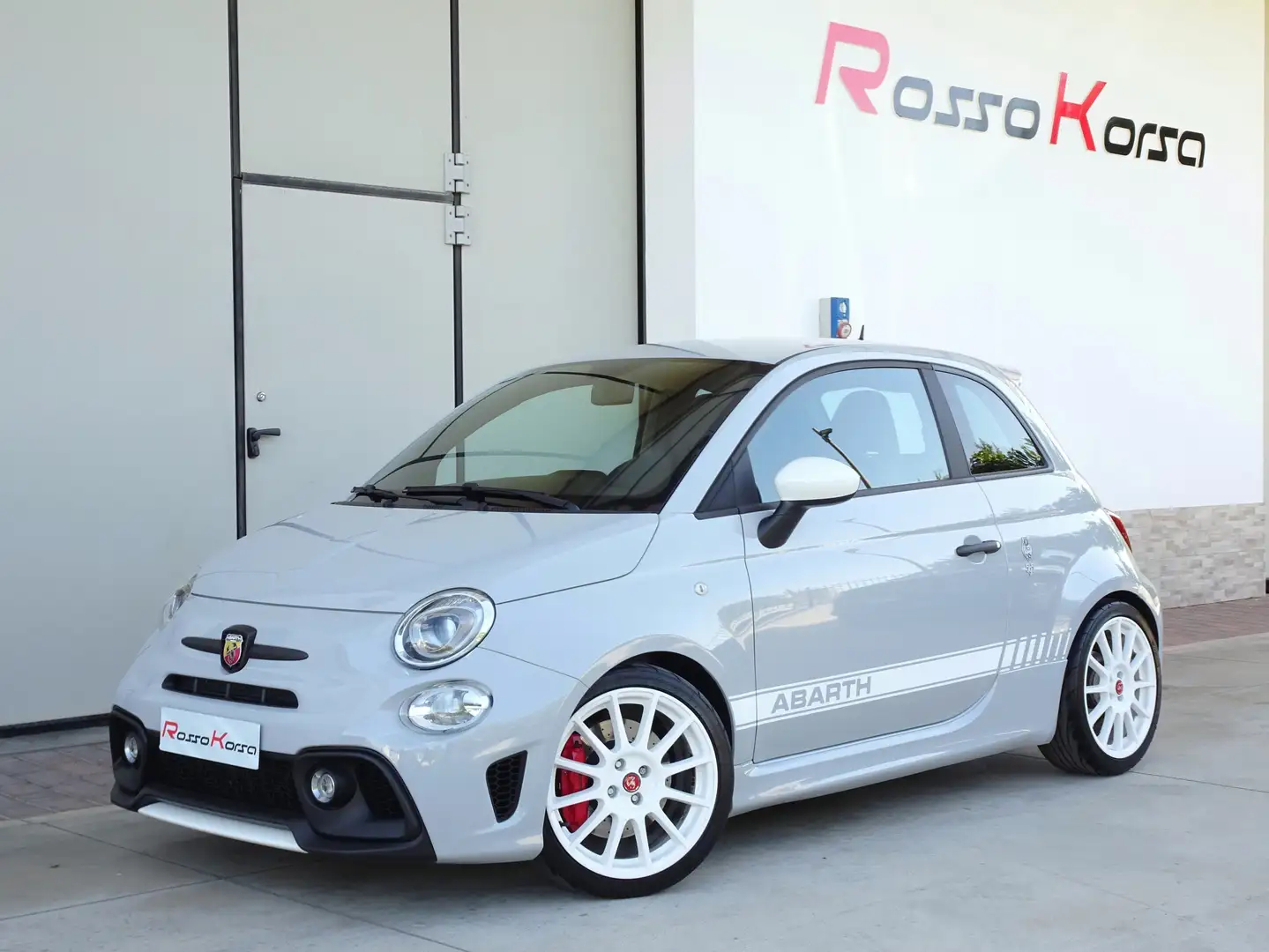Abarth 595 esseesse 70th 180CV AKRAPOVIC/CARPLAY Gris - 1