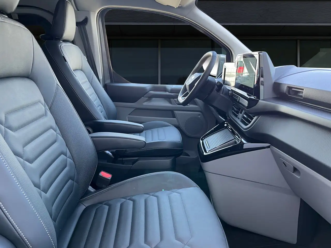 Ford Tourneo Custom L1 TitaniumX 5 J.Garantie Leder 12