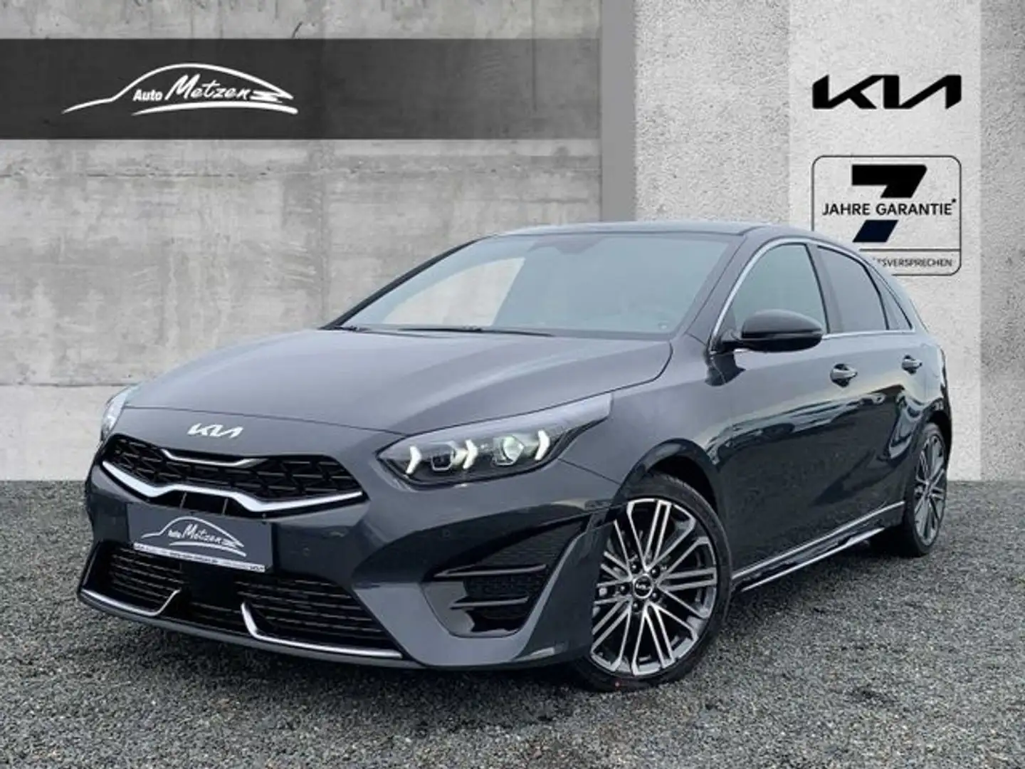 Kia Ceed / cee'd 1.5 T-GDI DCT7 GT Line TECH 18Z LED Sportpaket Nav Grau - 2