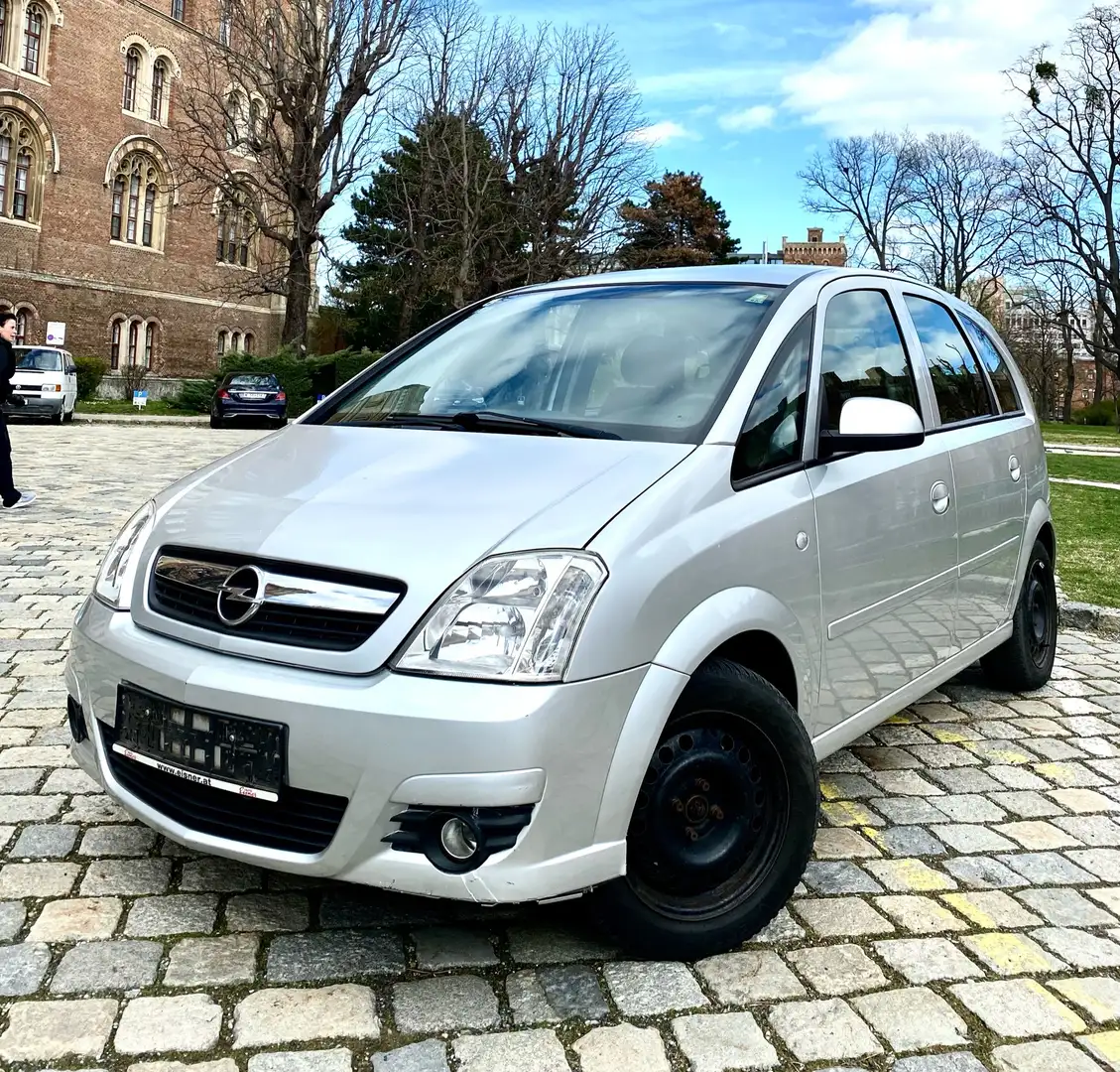 Opel Meriva 1,3 CDTI ecoFLEX Silber - 1