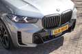 BMW X5 xDrive50e M Sport Pro Packs: Travel, Comfort+, Inn Grijs - thumbnail 50