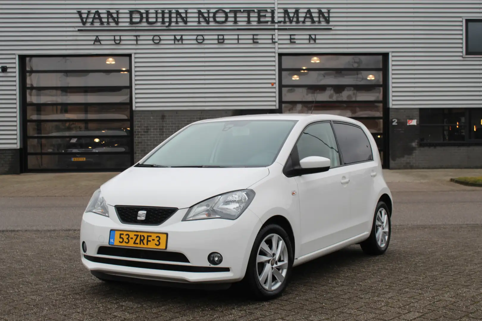 SEAT Mii 1.0 Style Sport / Airco / Cruise / Navigatie / N.A Wit - 1