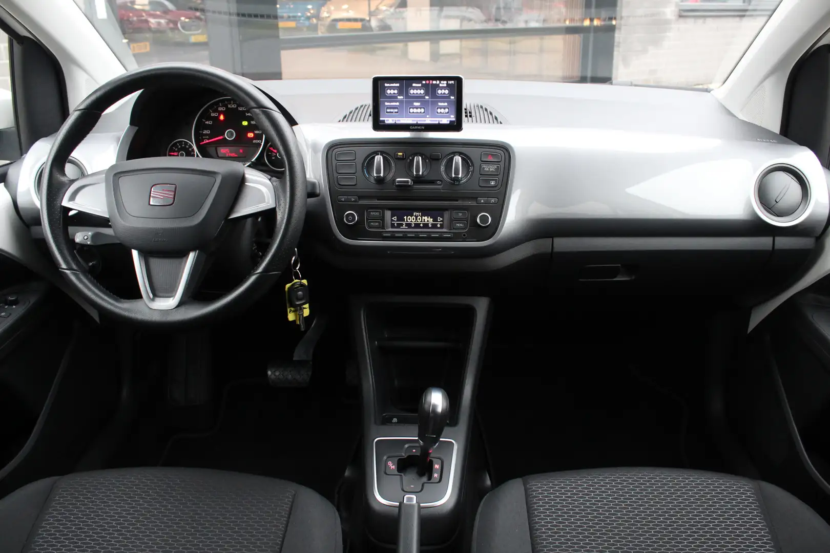 SEAT Mii 1.0 Style Sport / Airco / Cruise / Navigatie / N.A Wit - 2