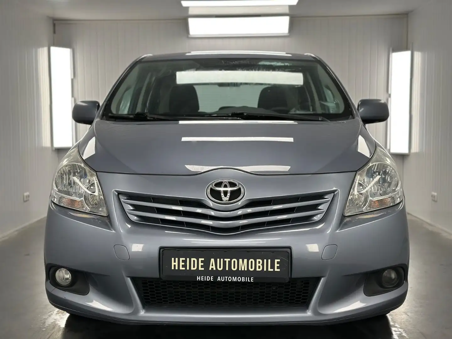 Toyota Verso Life 5 Sitze Klima Anhängerkupplung Blau - 2