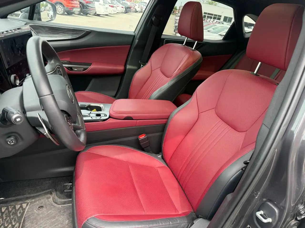 Lexus NX fotografie Lexus NX