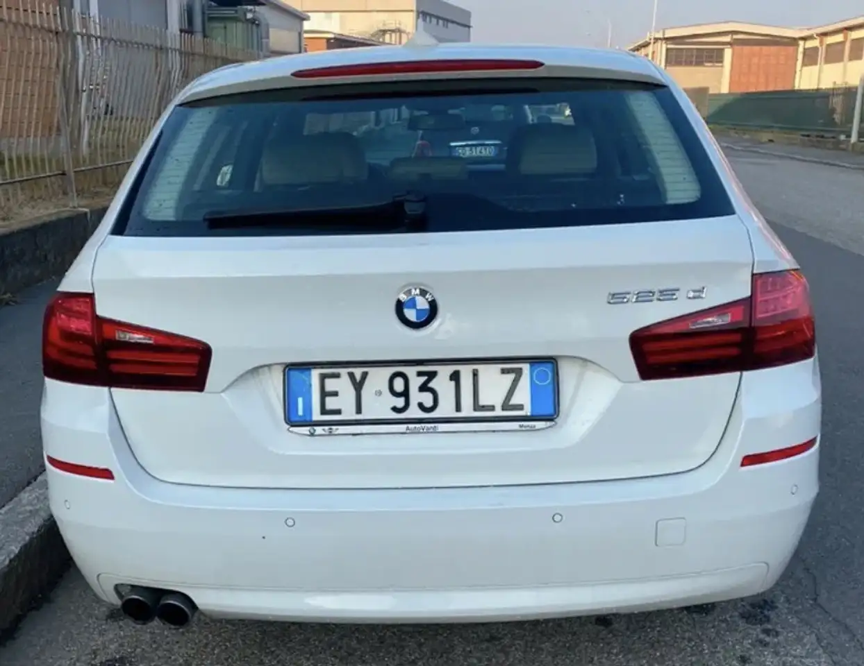 BMW 525