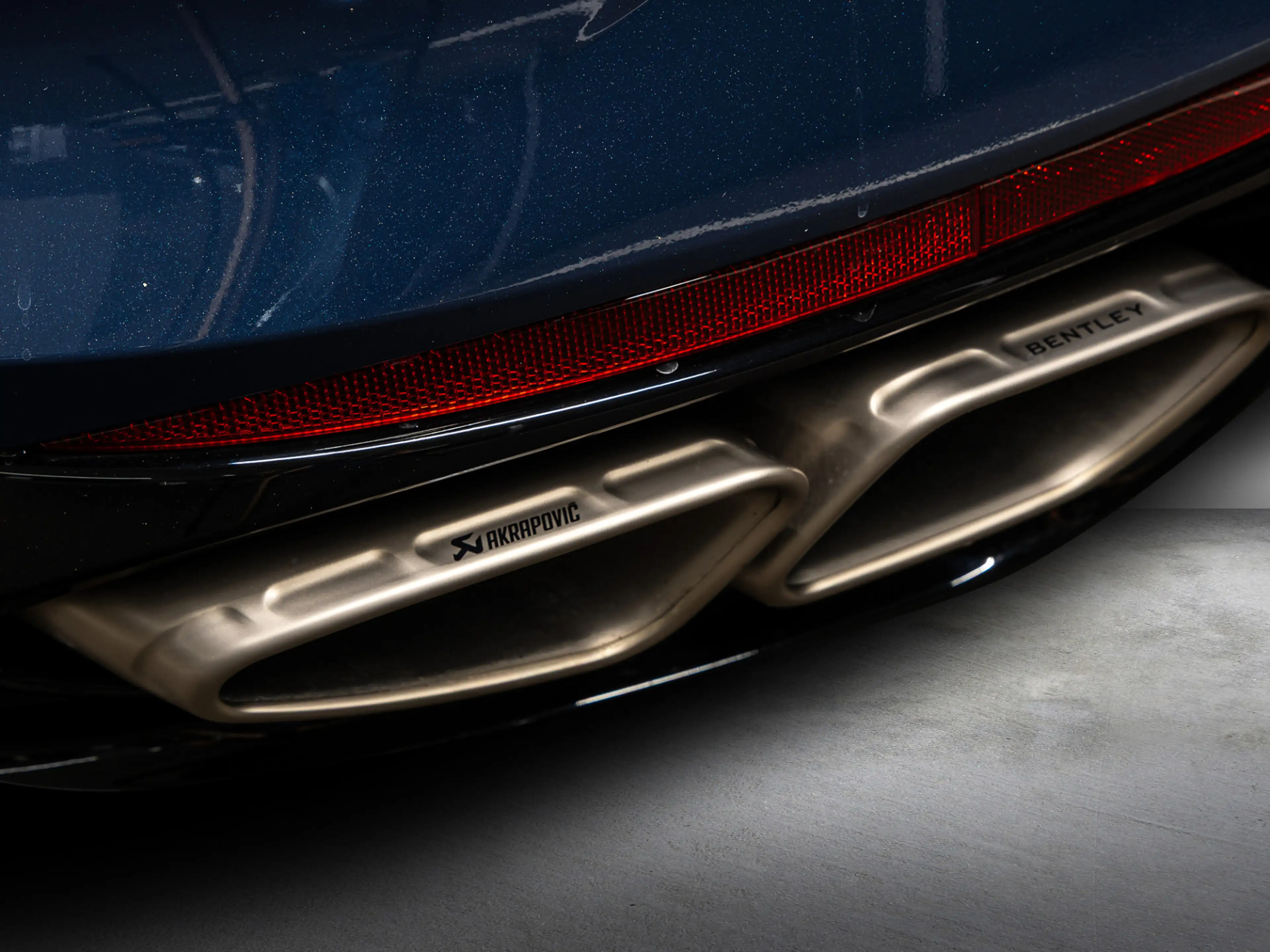 Bentley Continental GT S V8 Hybrid |Ceramic Brakes|NAIM|Touring Spec|Tita — photo 10