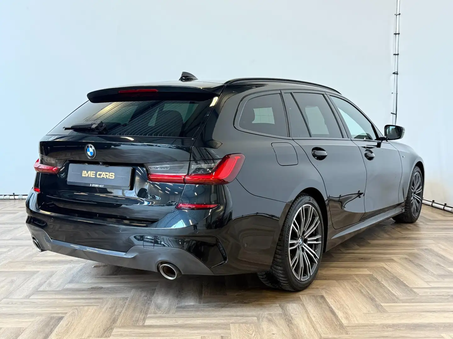 BMW 320 3-serie Touring 320i High Executive|M-PAKKET|HUD|I Noir - 2