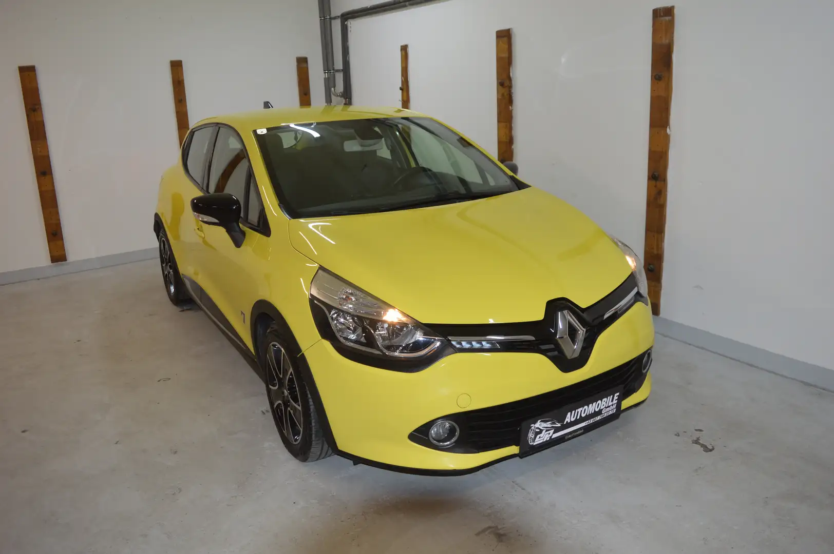 Renault Clio **Edition 7**Sport**2.Besitz**Navi** Gelb - 1