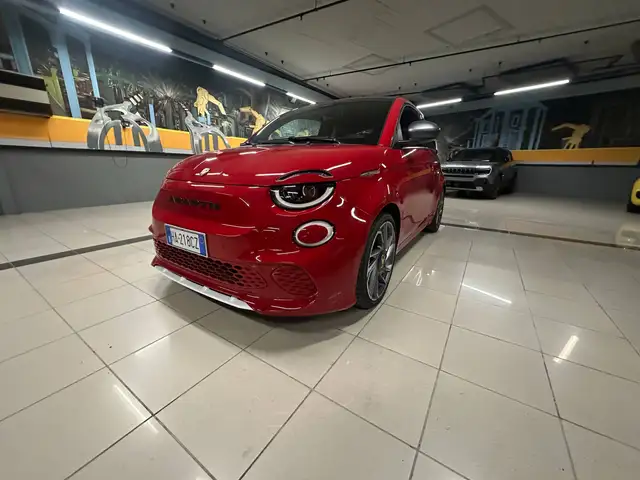Abarth 500e scorpionissima