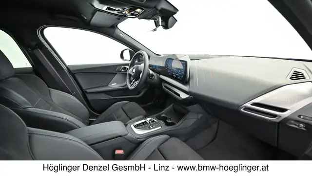 BMW 1 Series view 9