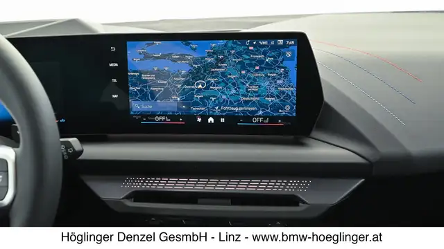 BMW 1 Series view 8