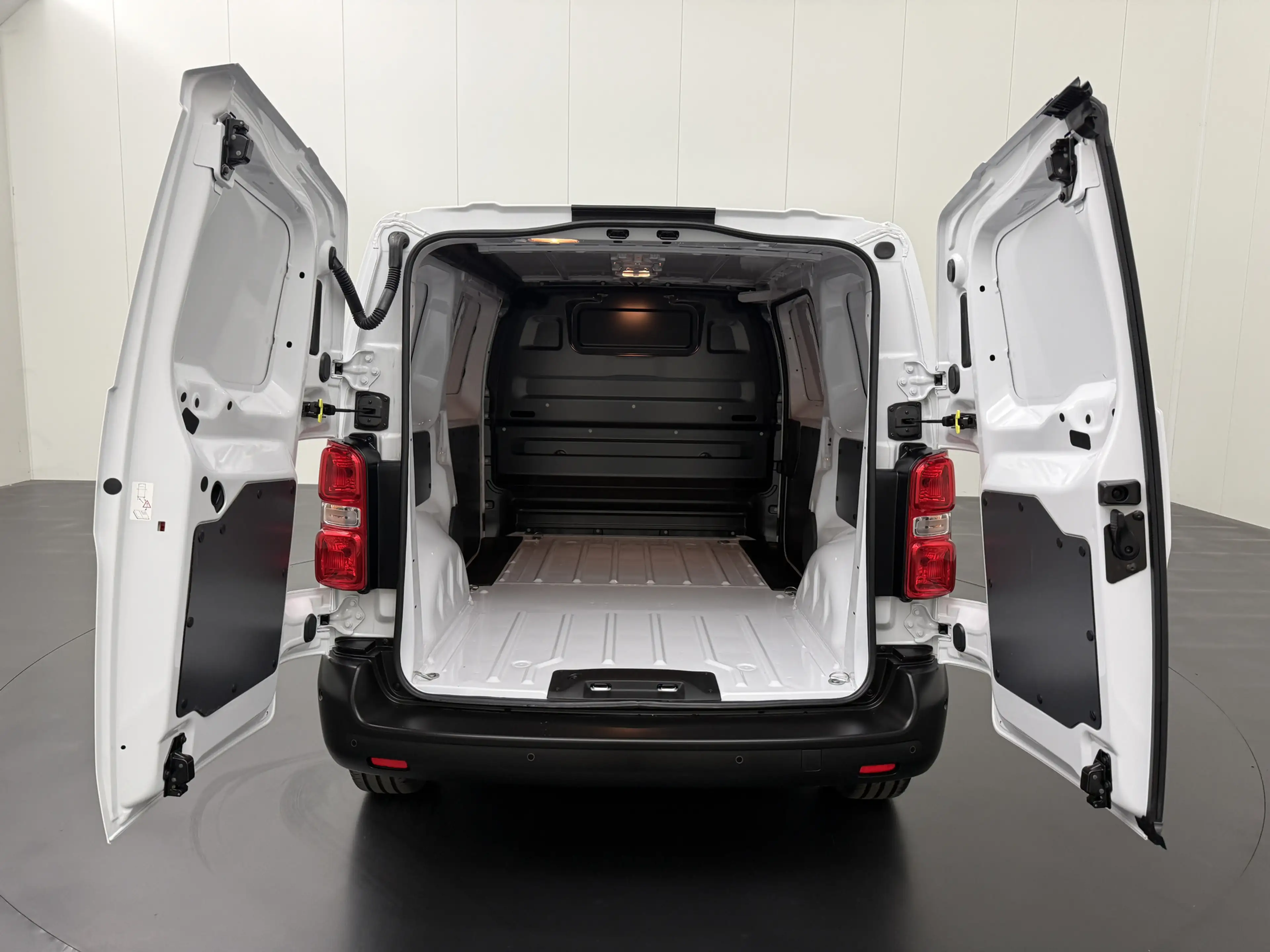 Opel Vivaro Lang 75KWh | Elektrisch | SOH 100% | Navigatie | C — photo 4