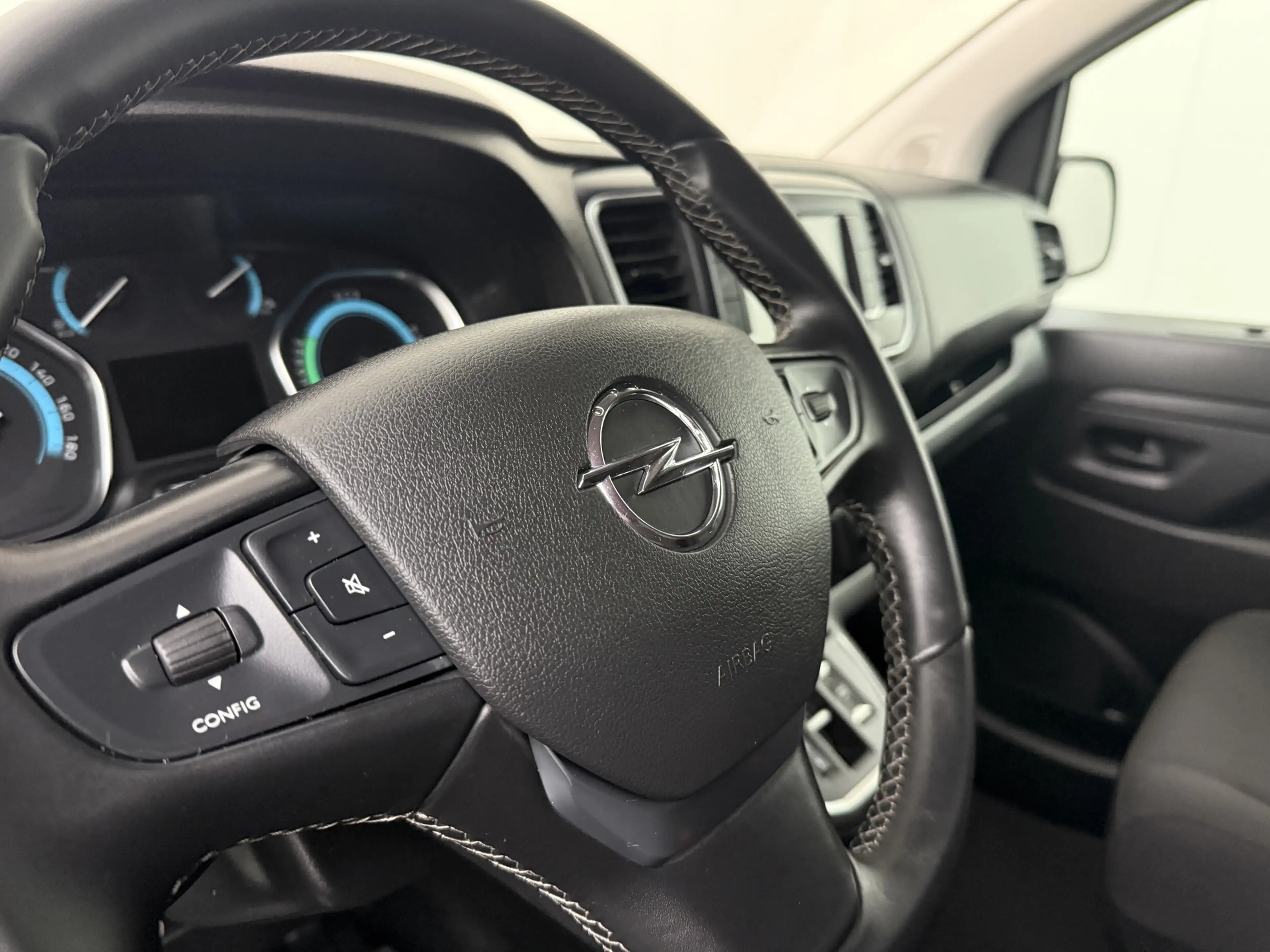 Opel Vivaro Lang 75KWh | Elektrisch | SOH 100% | Navigatie | C — photo 15