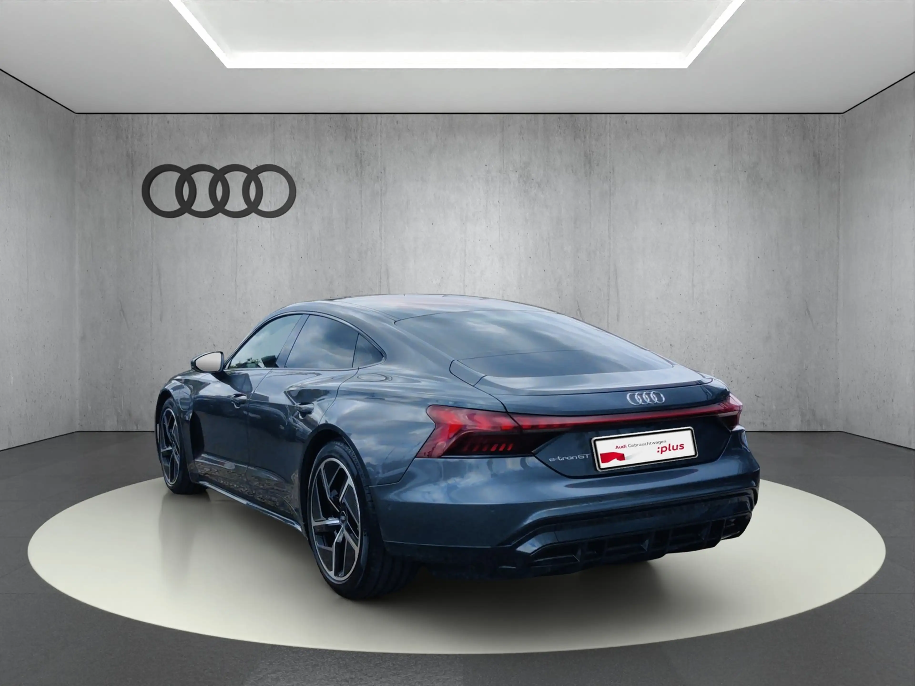 Audi e-tron GT quattro — photo 5