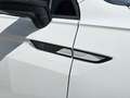 Volkswagen Tiguan 2,0TDI 4Motion RLine DSG *Black Style*IQ.LIGHT* Weiß - thumbnail 16