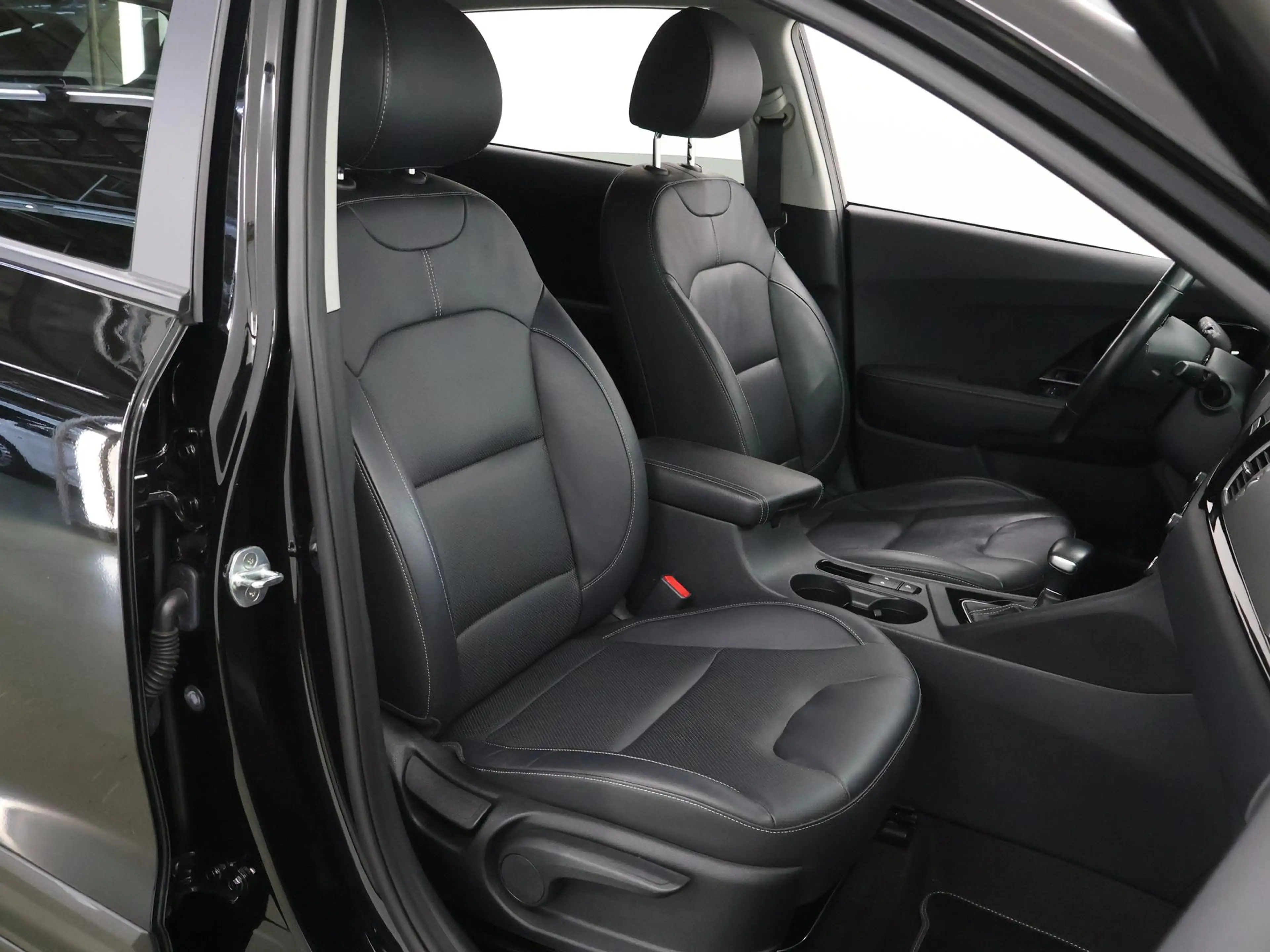 Kia Niro 1.6 GDi Hybrid BusinessLine | Adaptieve Cruise Con — photo 10