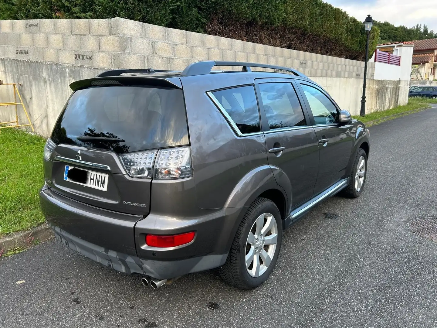 Mitsubishi Outlander Outlander 220DI-D Motion SST Motion Marrón - 1