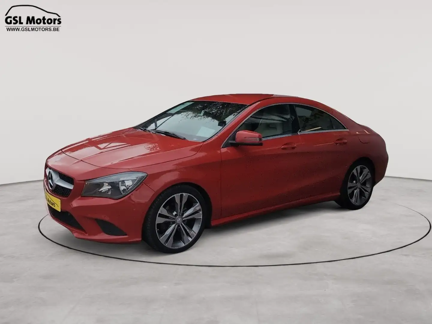 Mercedes-Benz CLA 200 2.2 CDI 136cv rouge 08/15 Airco GPS Capteurs USB Rouge - 1