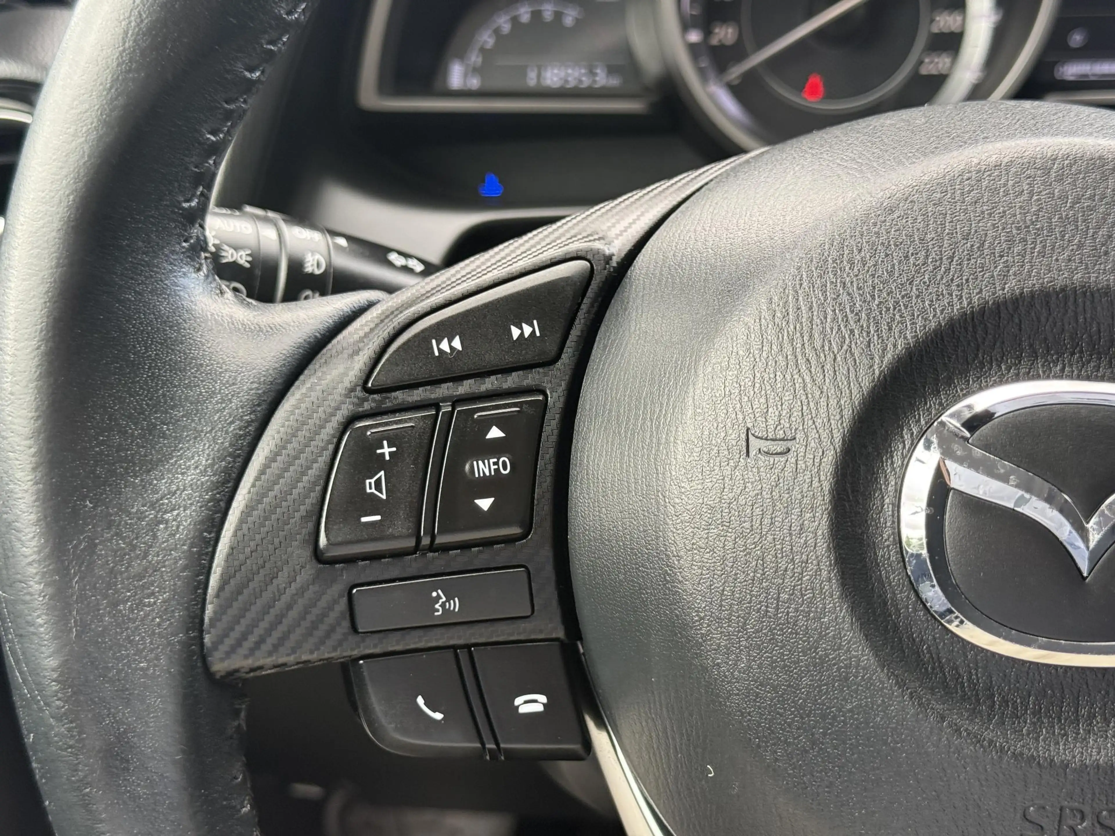 Mazda 2 1.5 Skyactiv-G GT-M Line — photo 8