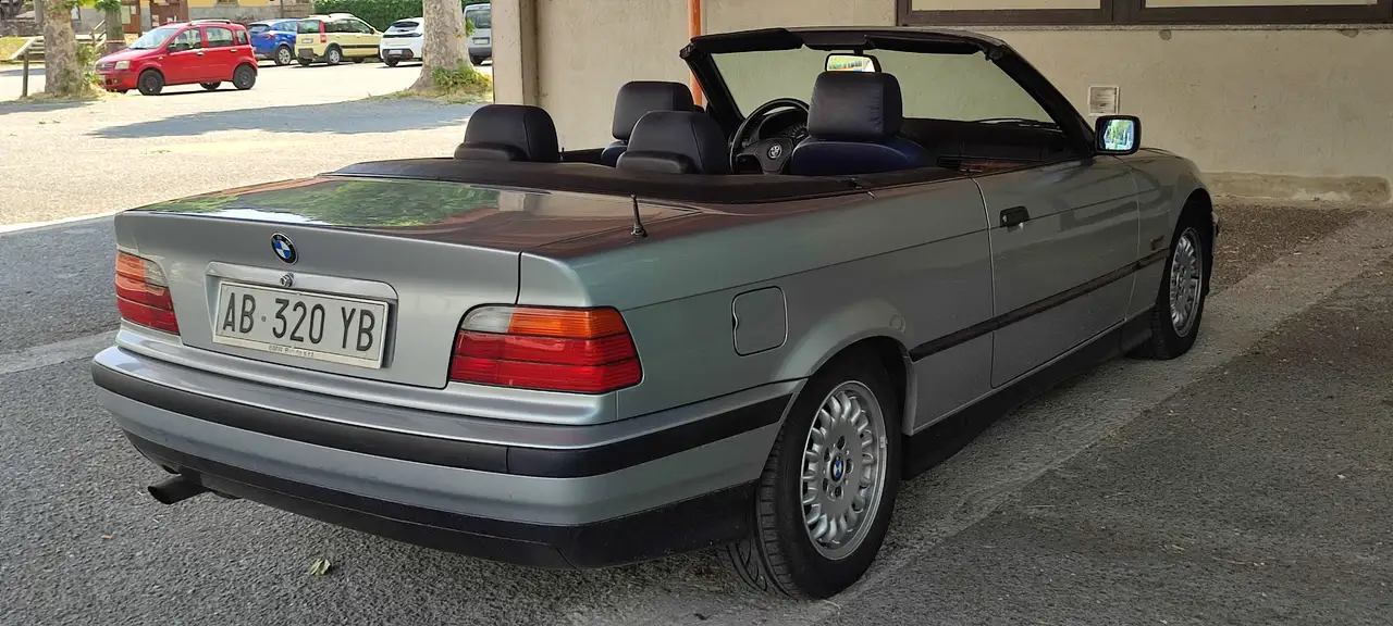 BMW 320i Cabrio, foto 5