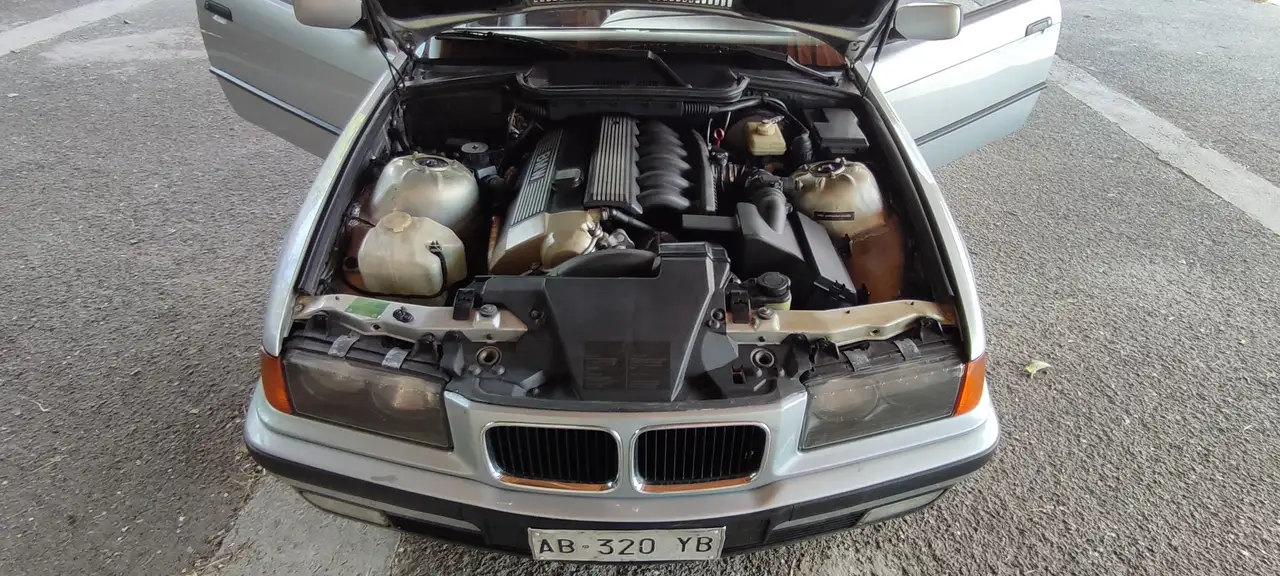 BMW 320i Cabrio, foto 11