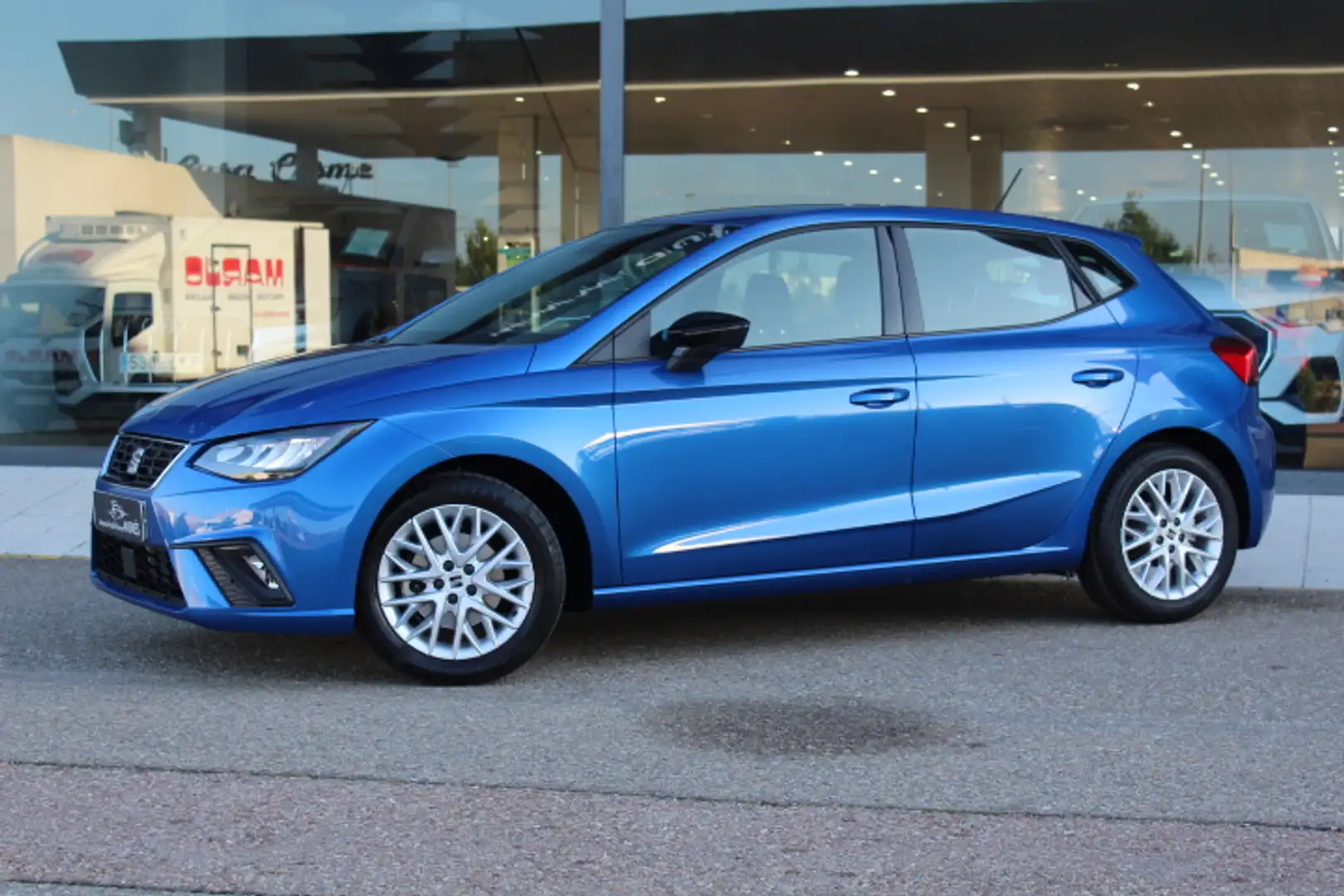 SEAT Ibiza 1.0 TSI S&S FR XS 110 Bleu - 2