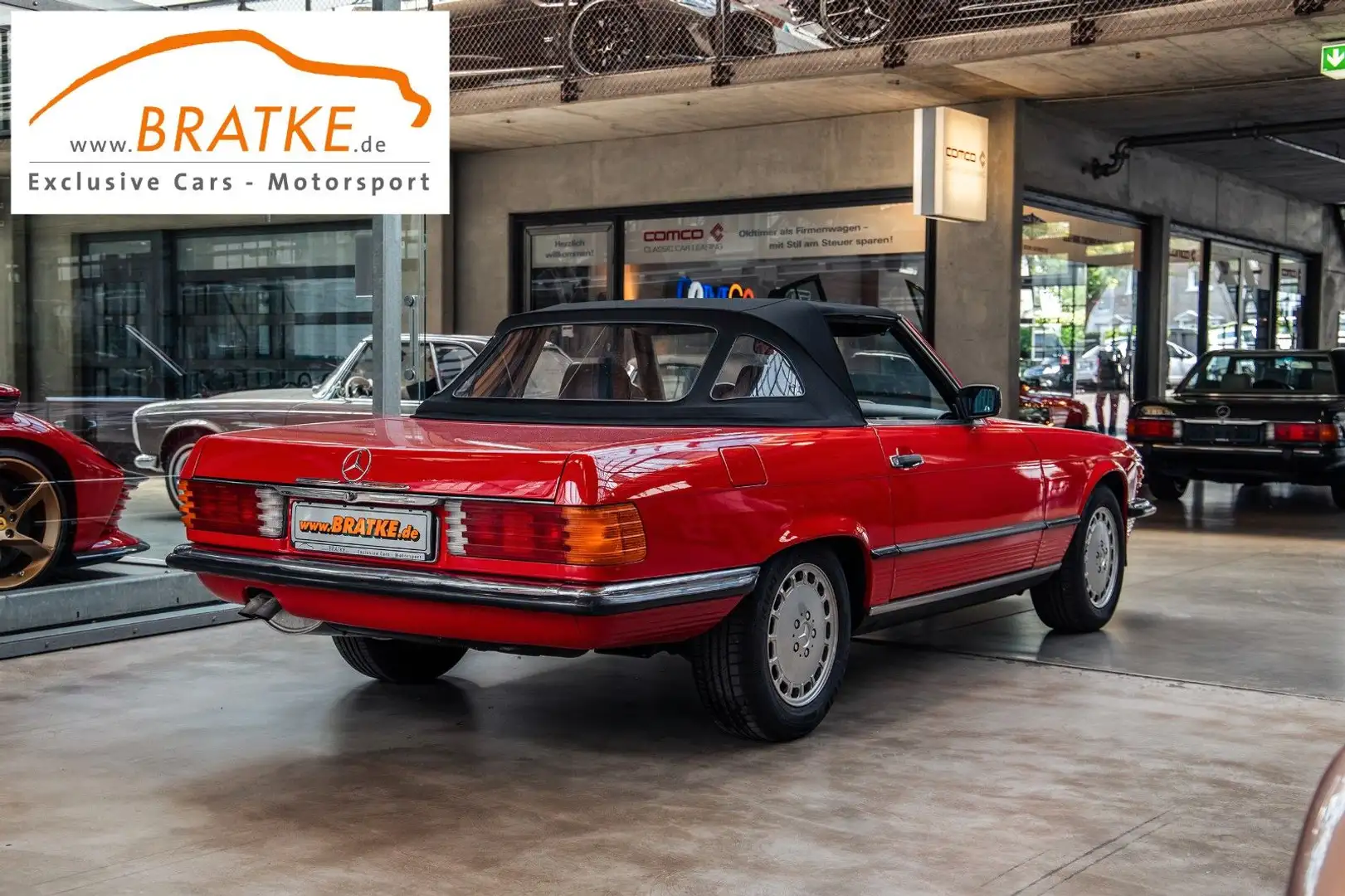 Mercedes-Benz SL 300 300SL W107 deutsch 5-Gang Fondsitze H-Zul. Rouge - 2