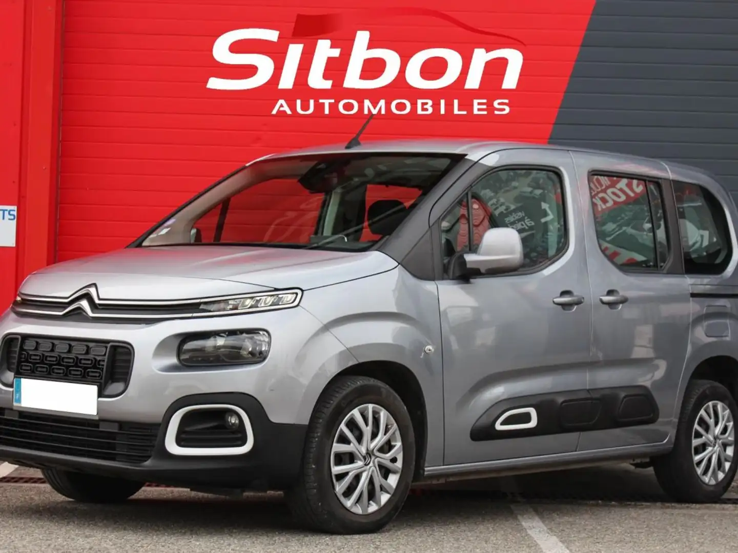 Citroen Berlingo 1.2 PureTech 110 FEEL ENTRETIEN SUIVI %2B DISTRIB  Gris - 1