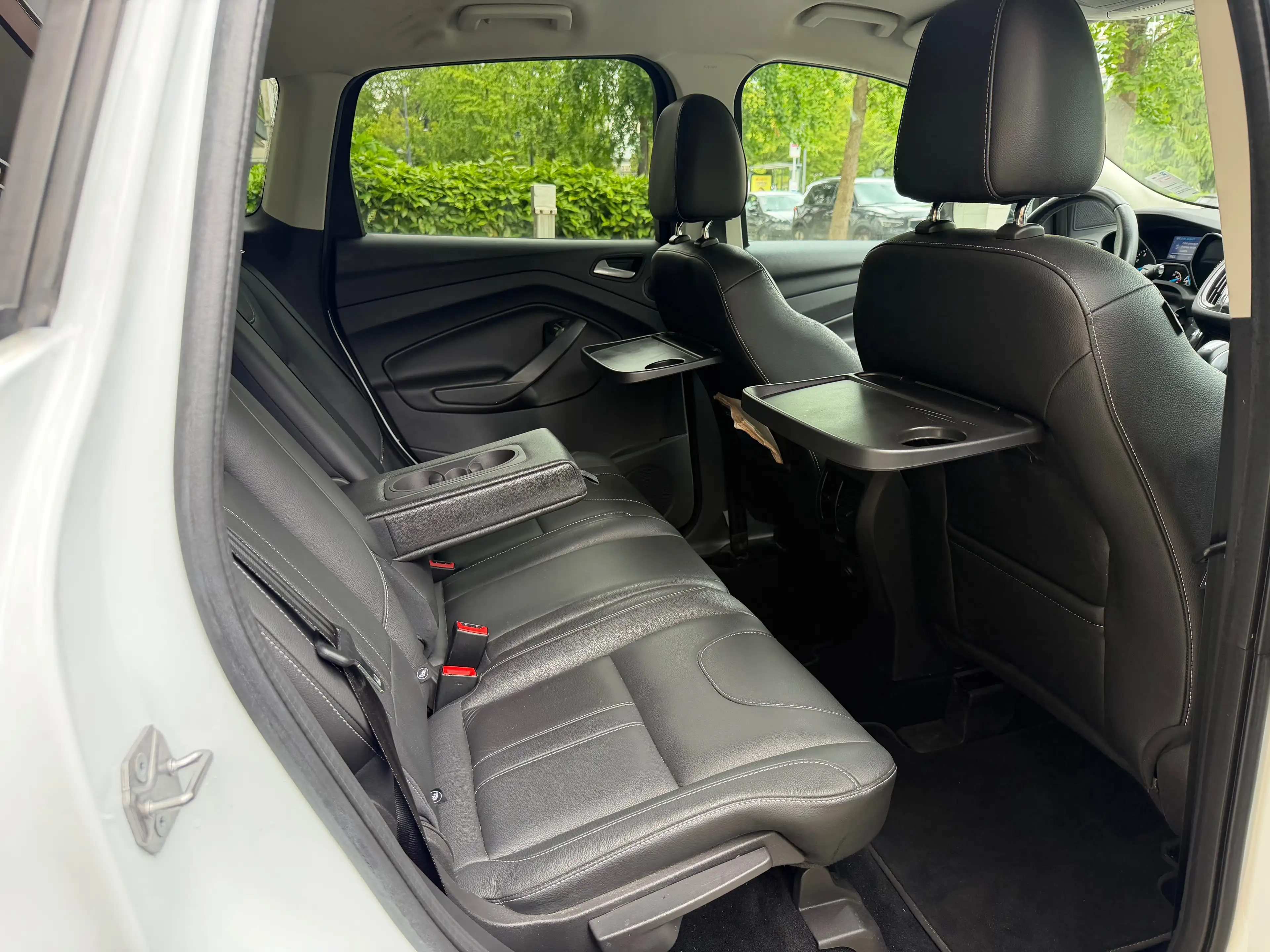 Ford Kuga Kuga 1.5 Titanium / automatique / Cuir / Gps …. — photo 13