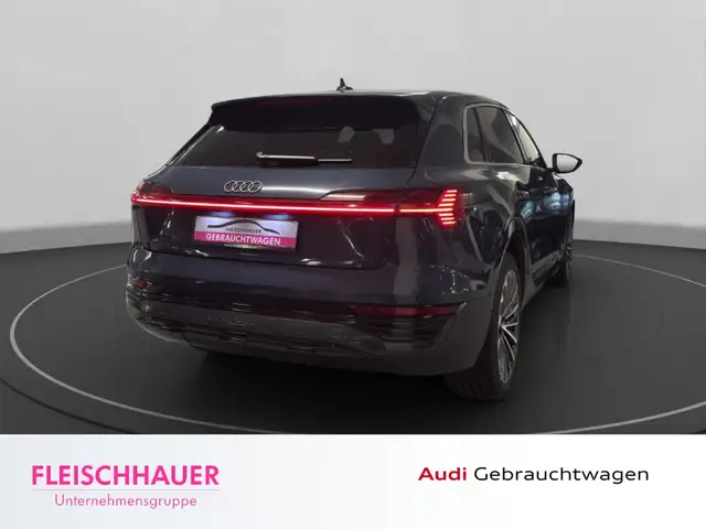 Audi Q8 E-Tron view 7