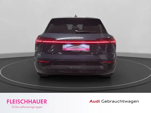 Audi Q8 E-Tron view 6