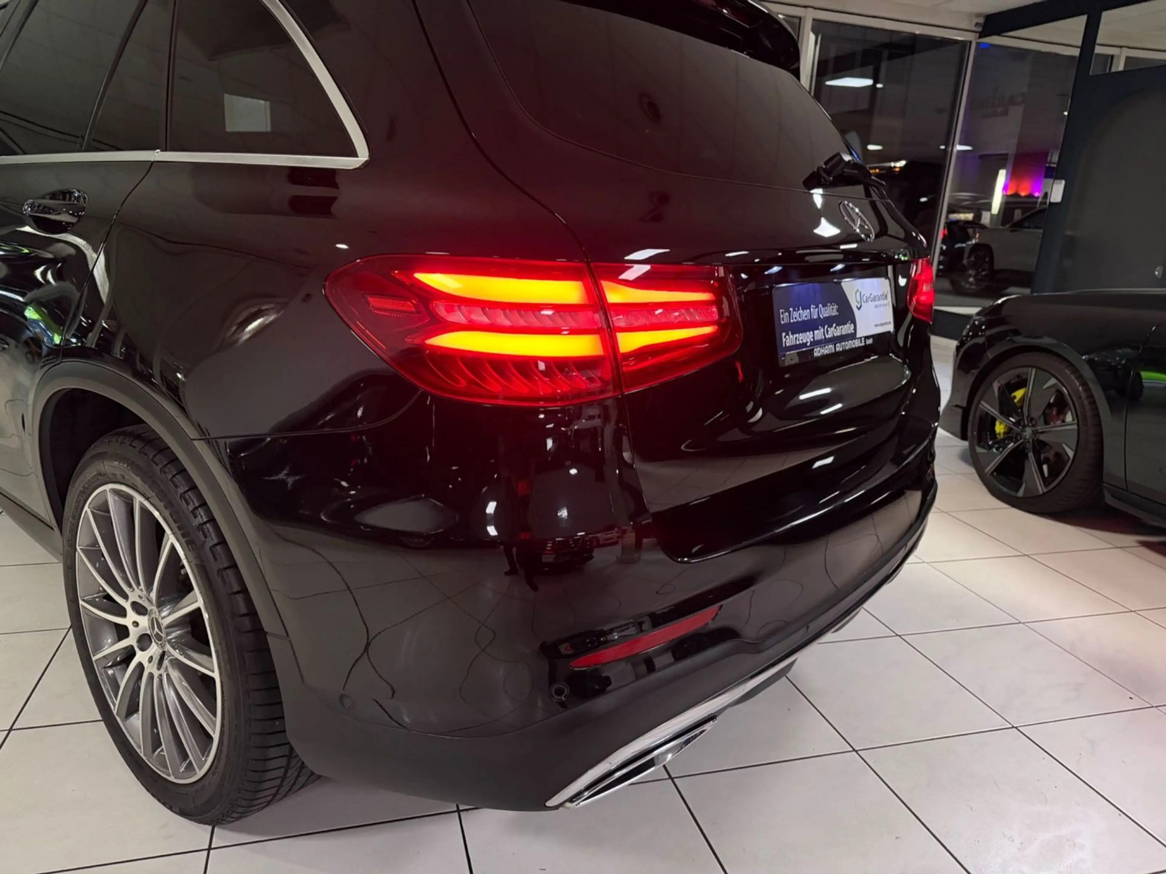 Mercedes-Benz GLC 350 AMG 4M PANO DESIGNO AIRMATIC BURMESTER — photo 8