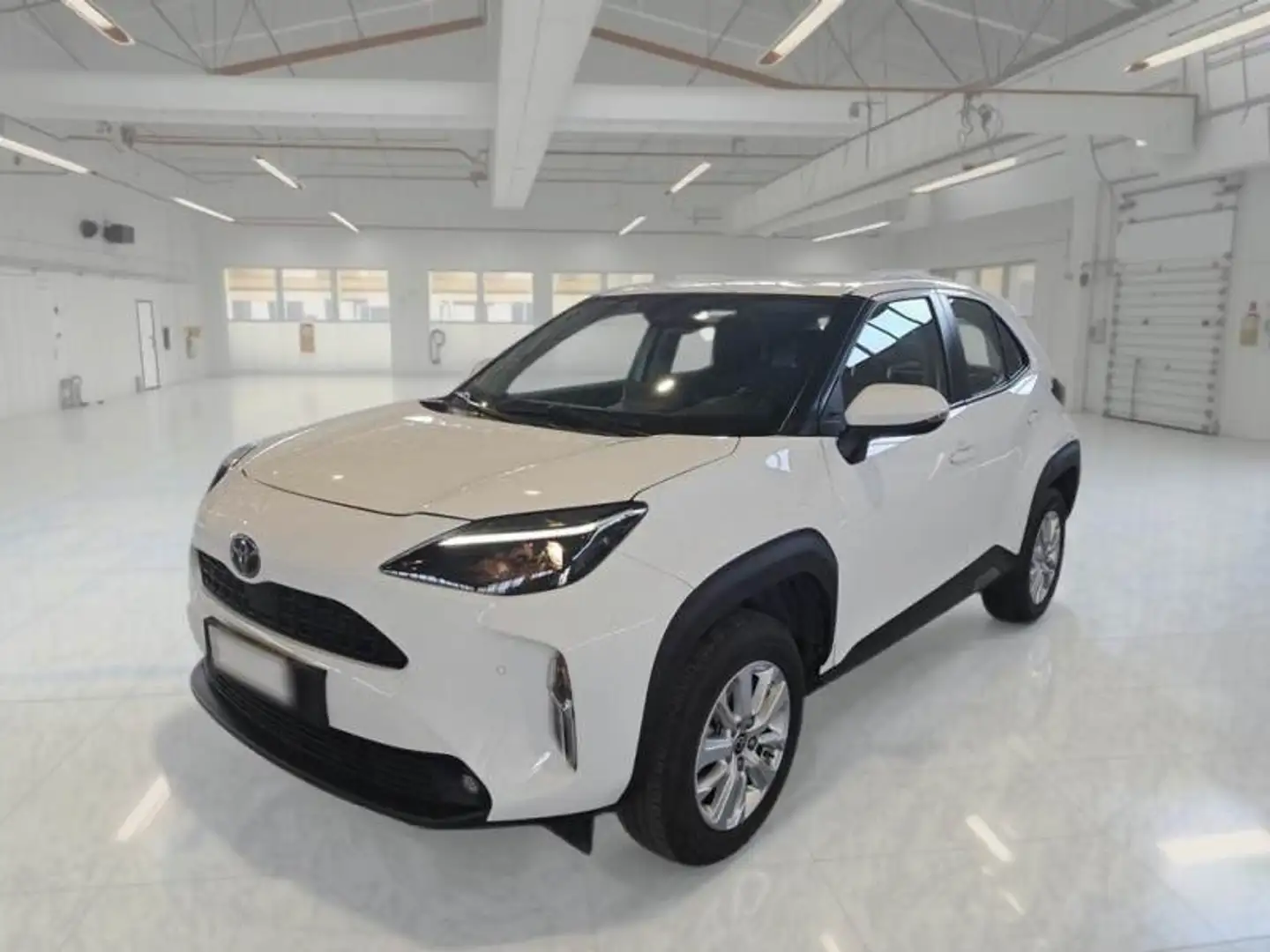 Toyota Yaris Yaris Cross Cross 1.5h Business fwd 116cv e-cvt Bianco - 1