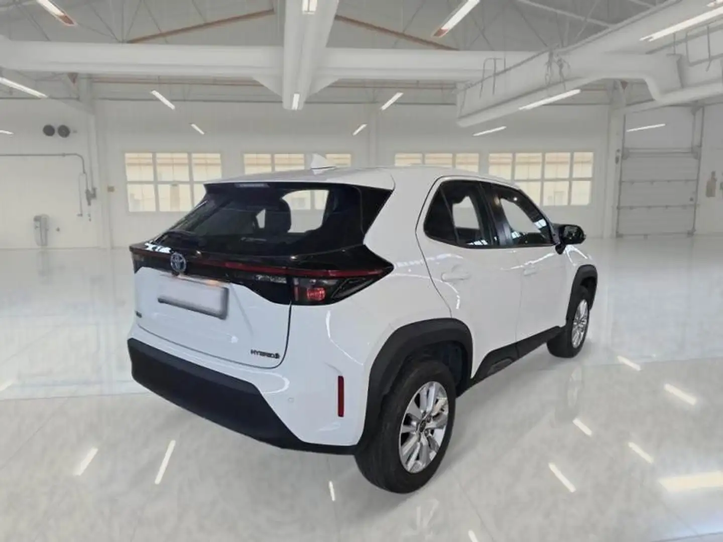 Toyota Yaris Yaris Cross Cross 1.5h Business fwd 116cv e-cvt Bianco - 2
