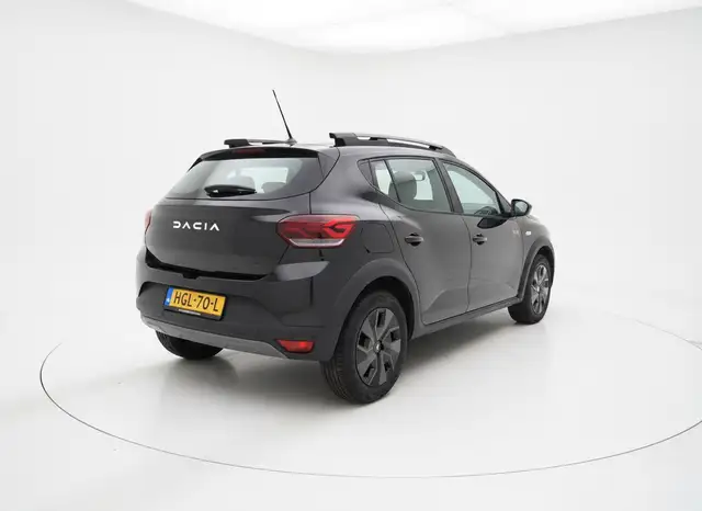 Dacia Sandero view 5