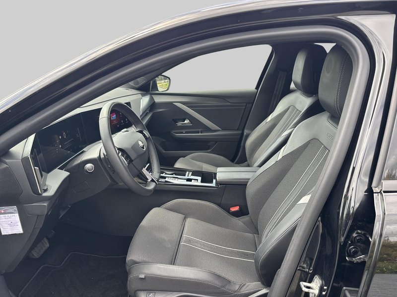 Opel Astra Sports Tourer Astra Spots Tourer 1.2 turbo Hybride — photo 12