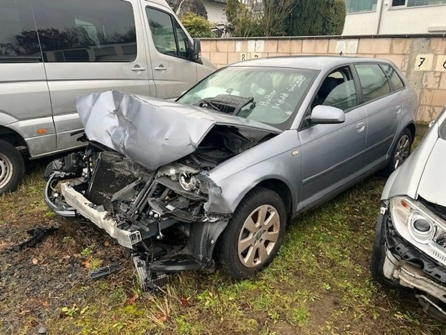 Audi A3 Sportback 1.4 TFSI Ambiente Silber - 2