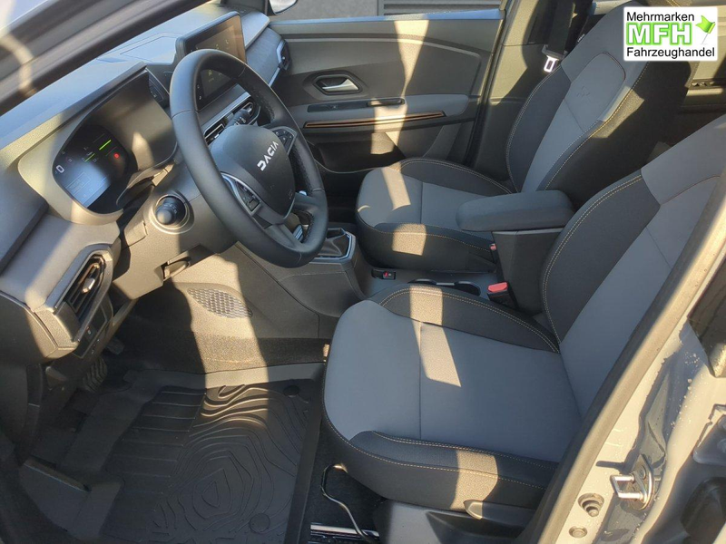 Dacia Jogger Extreme+ 5-S SHZ RFK Hybrid 140 104 kW (141 PS)... — photo 3