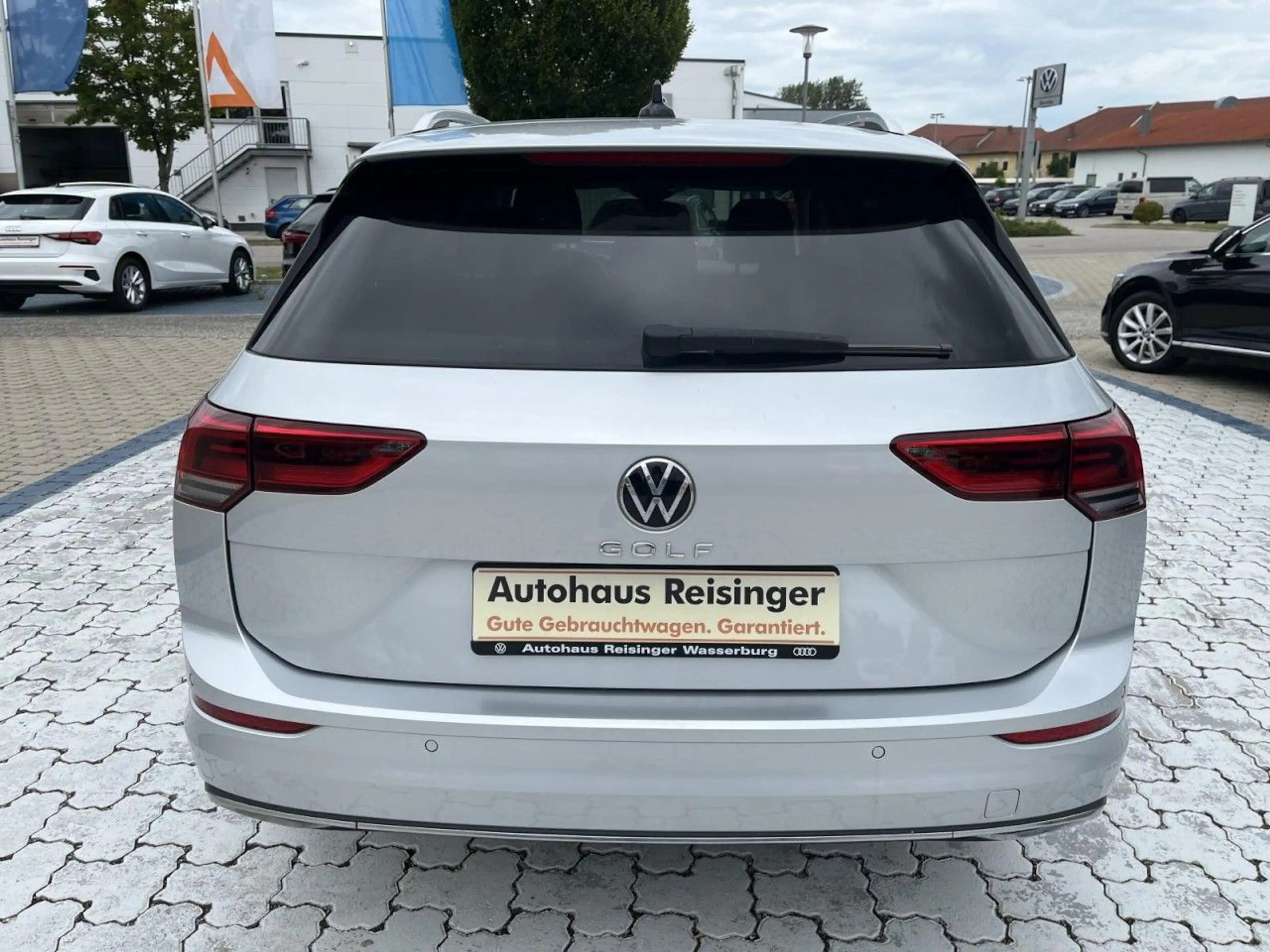 Volkswagen Golf Variant Golf VIII Variant 1.5 TSI Move (LED+NAVI+APP+Sta — photo 5