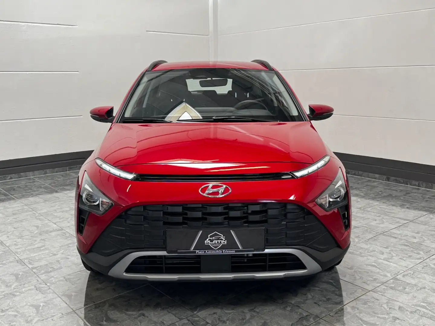 Hyundai BAYON Bayon Trend Mild-Hybrid 2WD*Garantie*Carplay*SZH Rot - 2