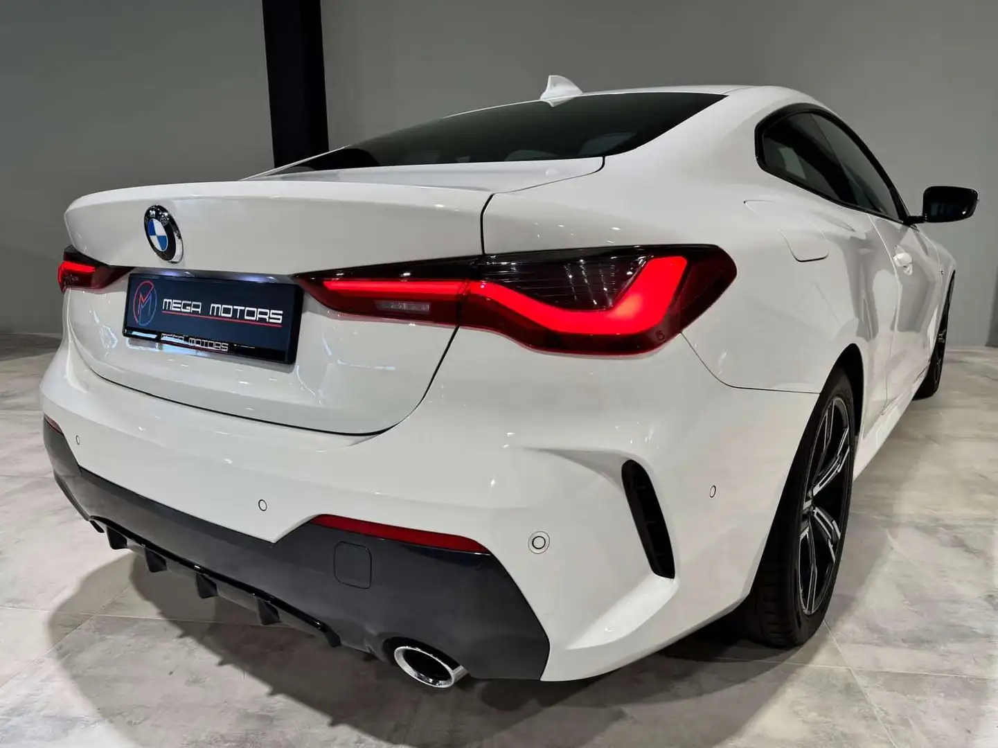BMW 420 iAS 184CV PACK M\ B.AUTO+F1 CAMERA360 HiFi COCKPiT Blanc - 2
