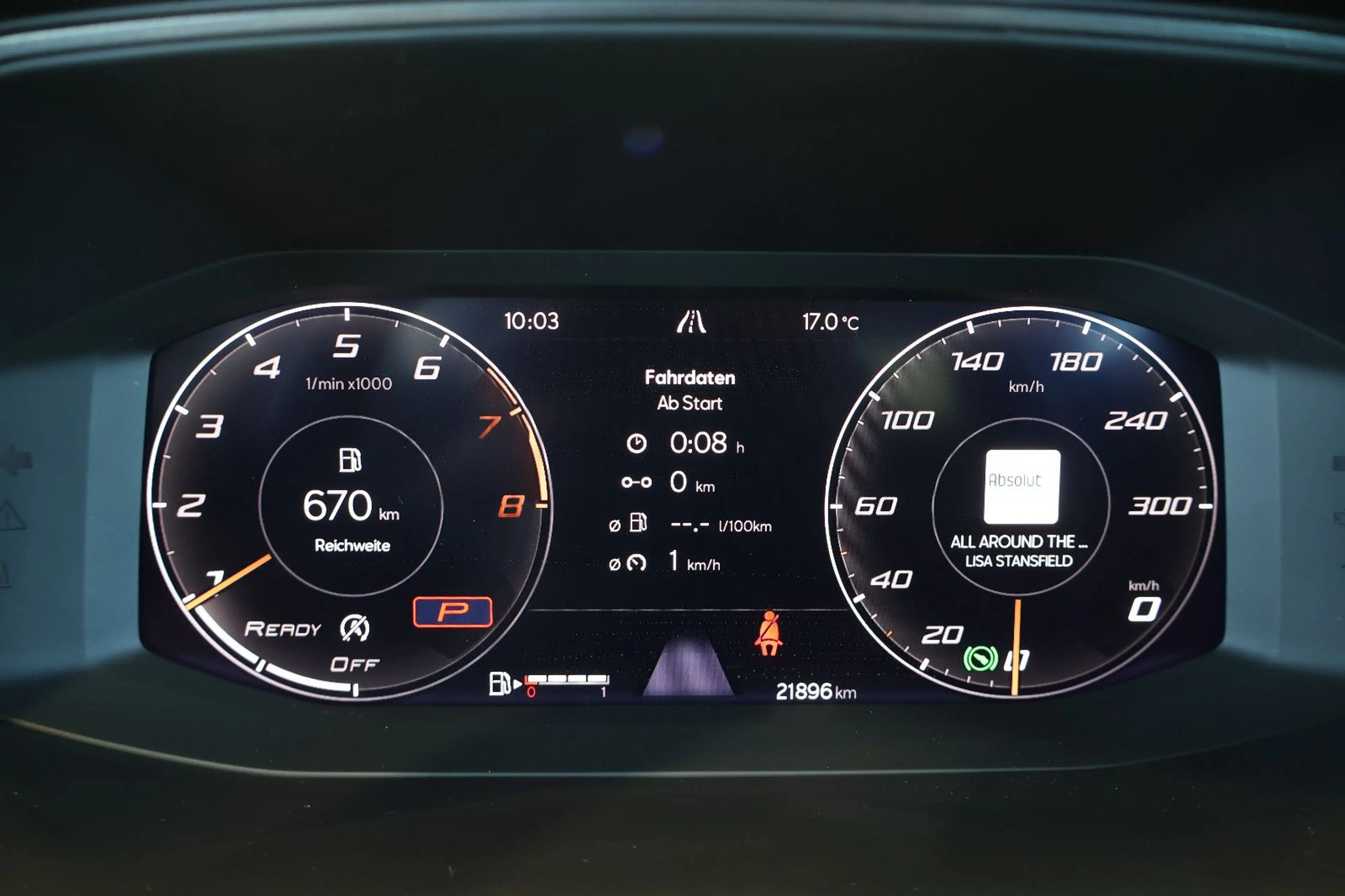 CUPRA Leon ST 1.5 eTSI AID+ACC+CARPLAY+KEY+LED+18" — photo 8