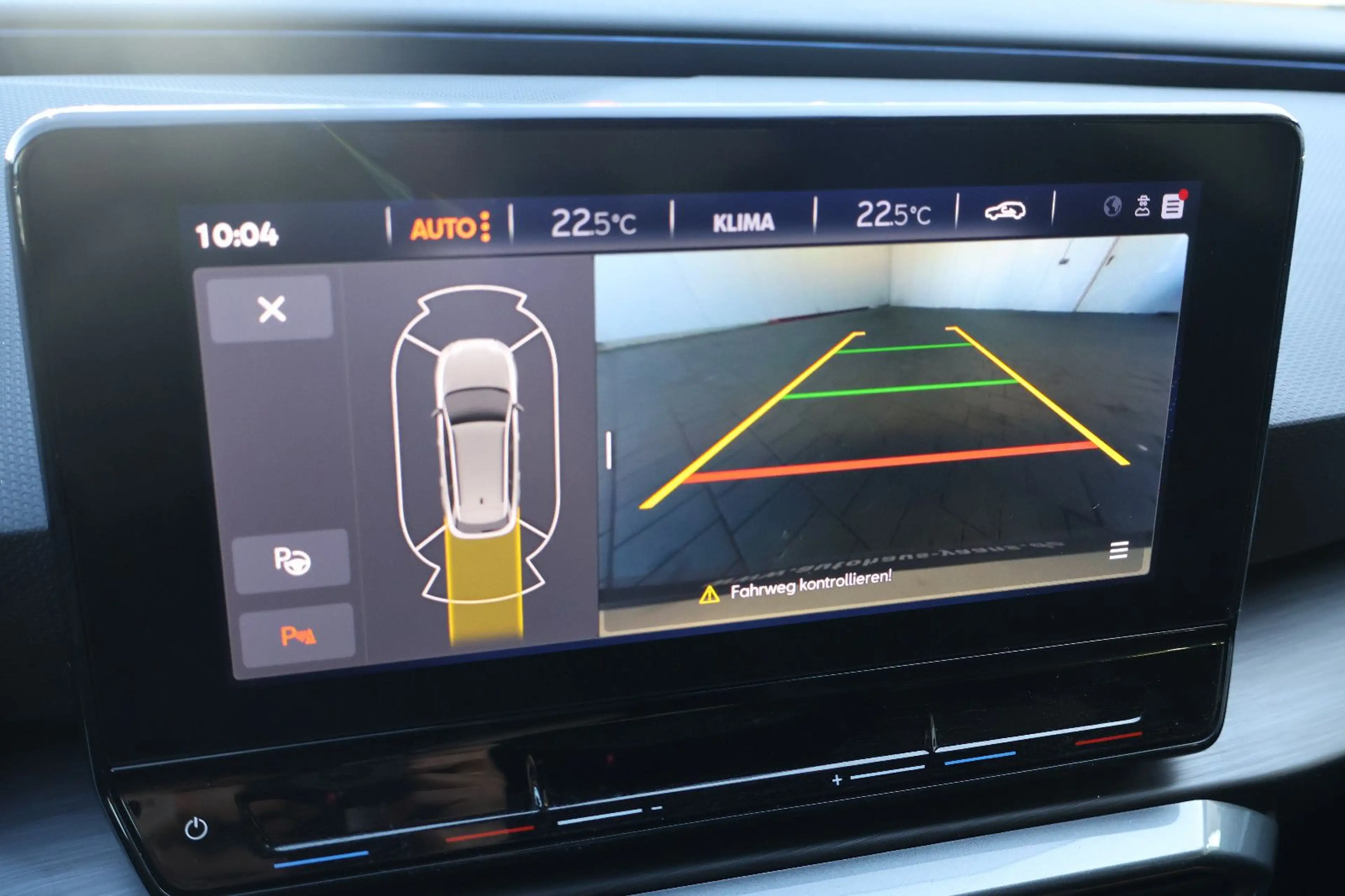 CUPRA Leon ST 1.5 eTSI AID+ACC+CARPLAY+KEY+LED+18" — photo 9