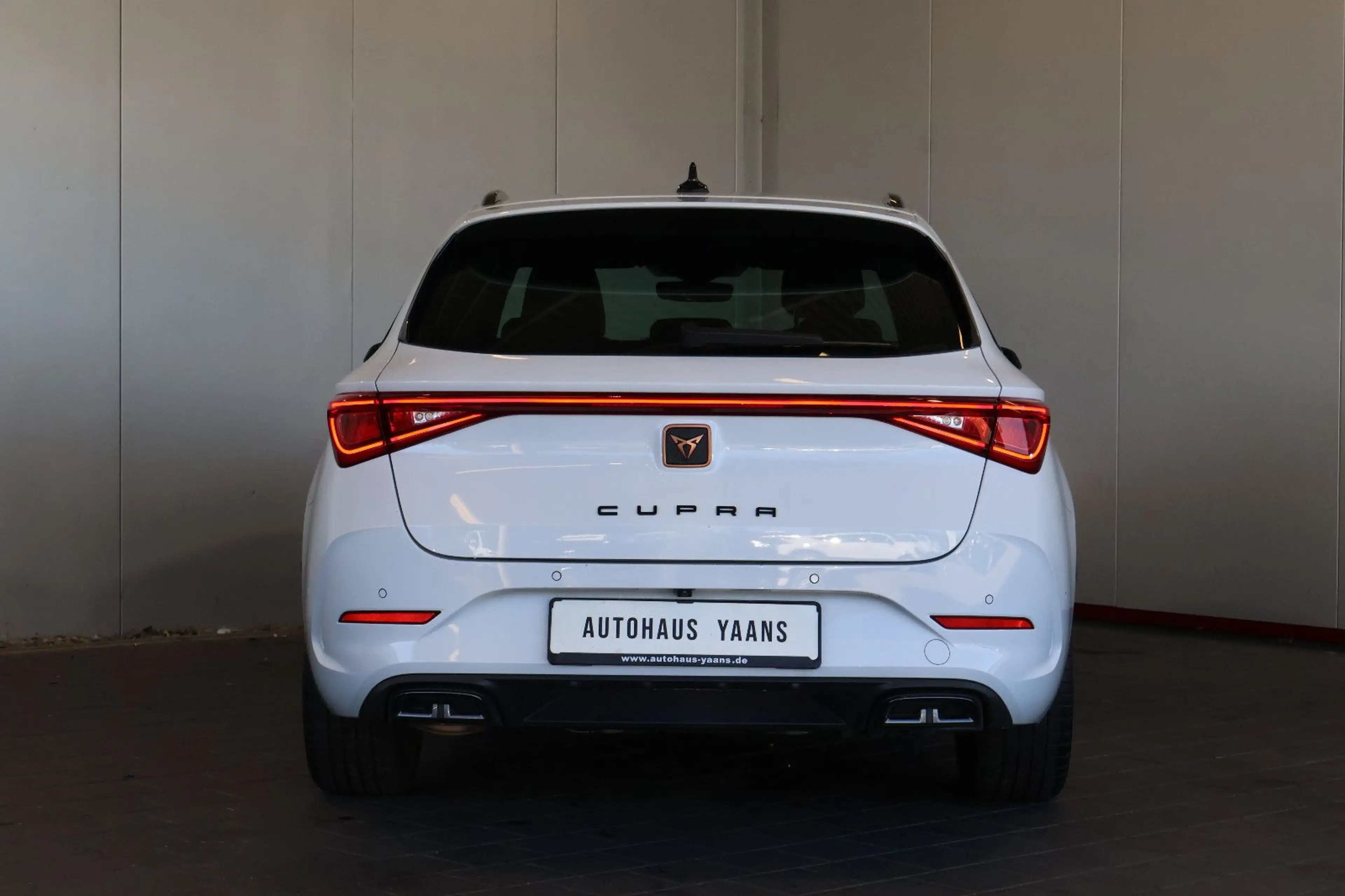 CUPRA Leon ST 1.5 eTSI AID+ACC+CARPLAY+KEY+LED+18" — photo 5