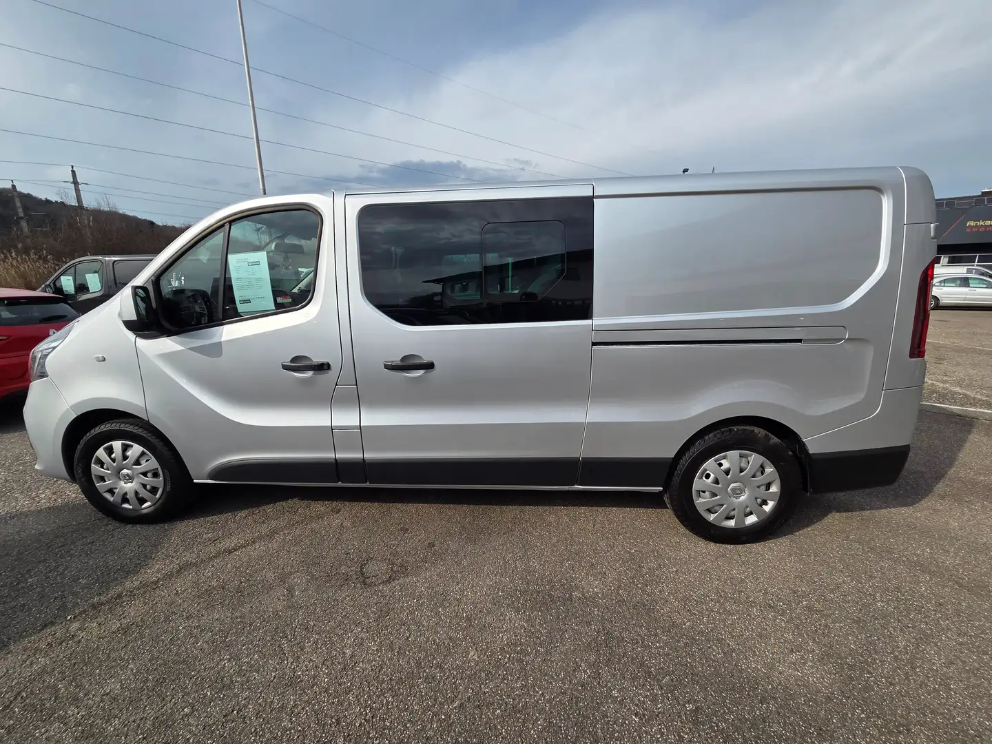 Renault Trafic Trafic Expression Energy dCi 145 Expression Silber - 2