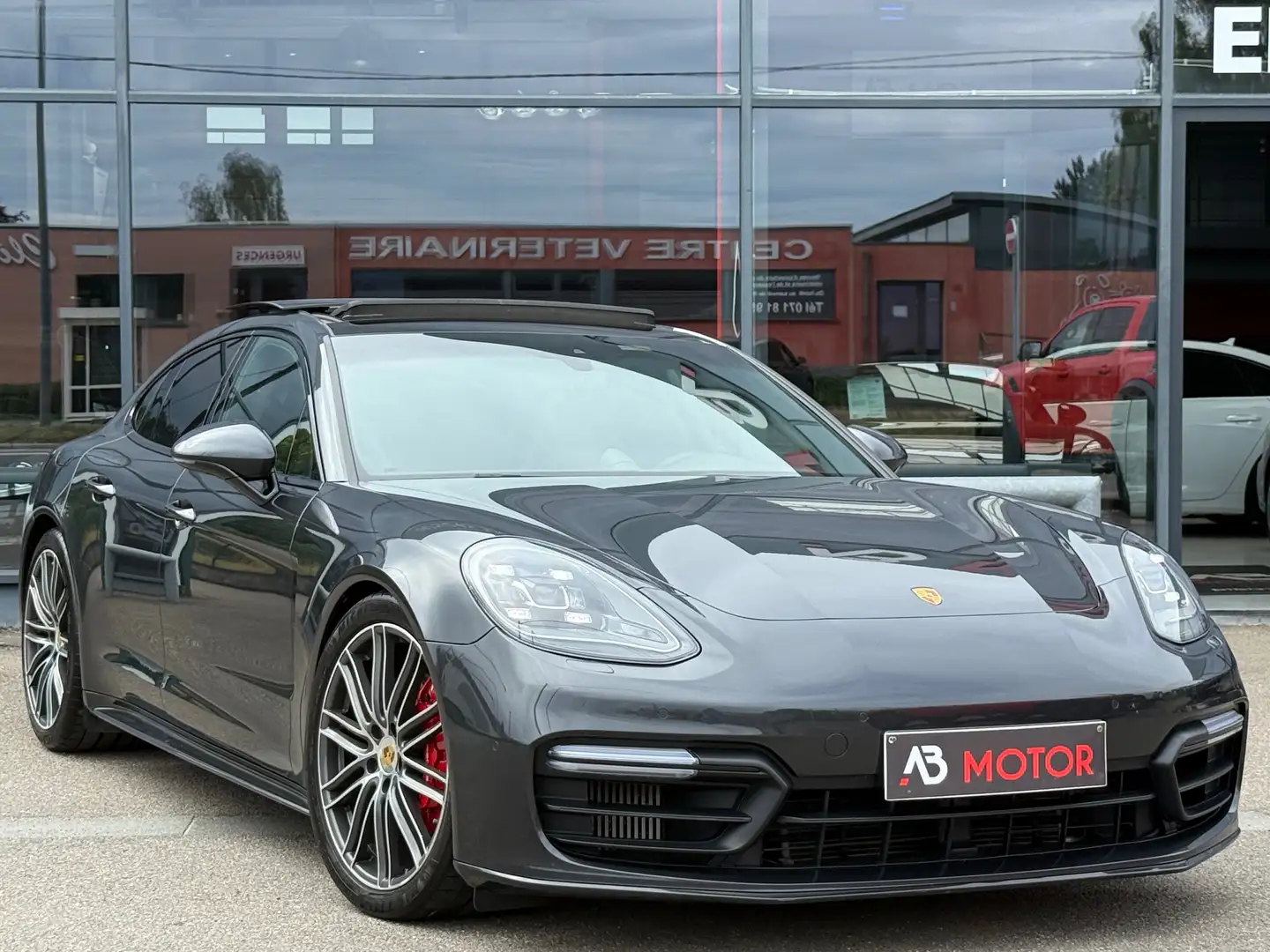Porsche Panamera 4.0 V8 Bi-Turbo 4S DIESEL SPORTDESIGN PANO SUSP. Gris - 1