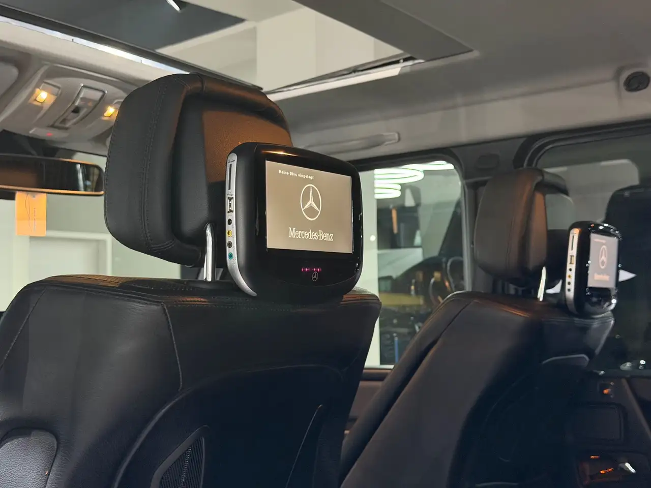 Mercedes-Benz G 500 4MATIC / AMG LINE / Designo / Distronic / TOP ZUS Bild 19