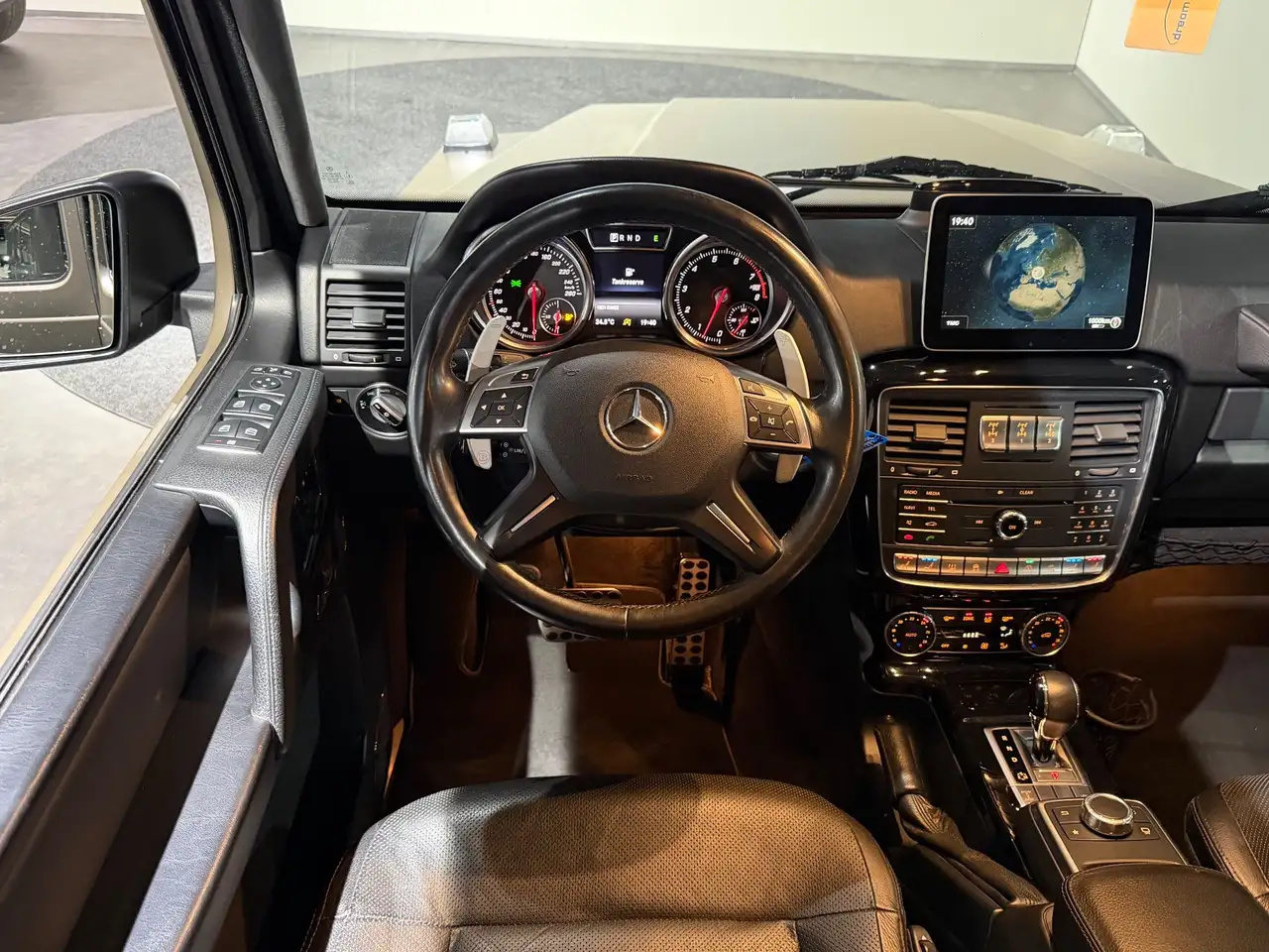 Mercedes-Benz G 500 4MATIC / AMG LINE / Designo / Distronic / TOP ZUS Bild 21